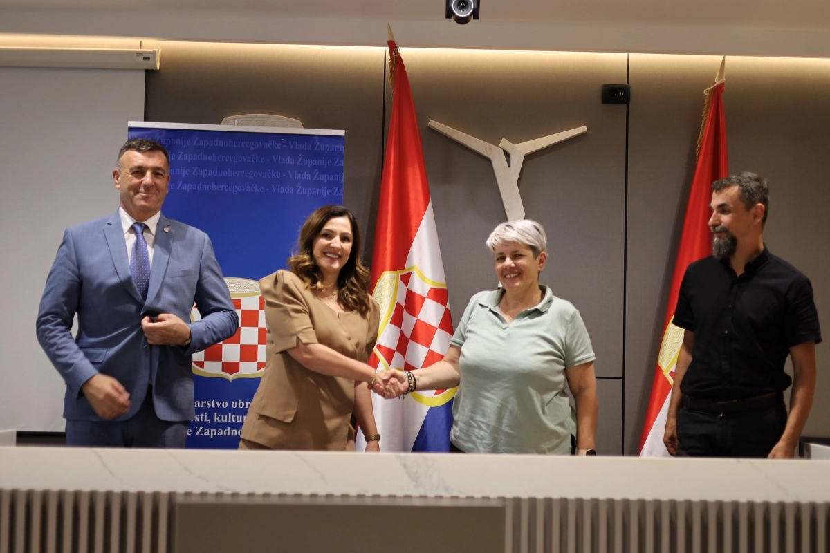 ZHŽ: Prosvjetnim djelatnicima povišica od 25 posto